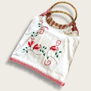 Hobo bag ricamo upcycled manici bambo